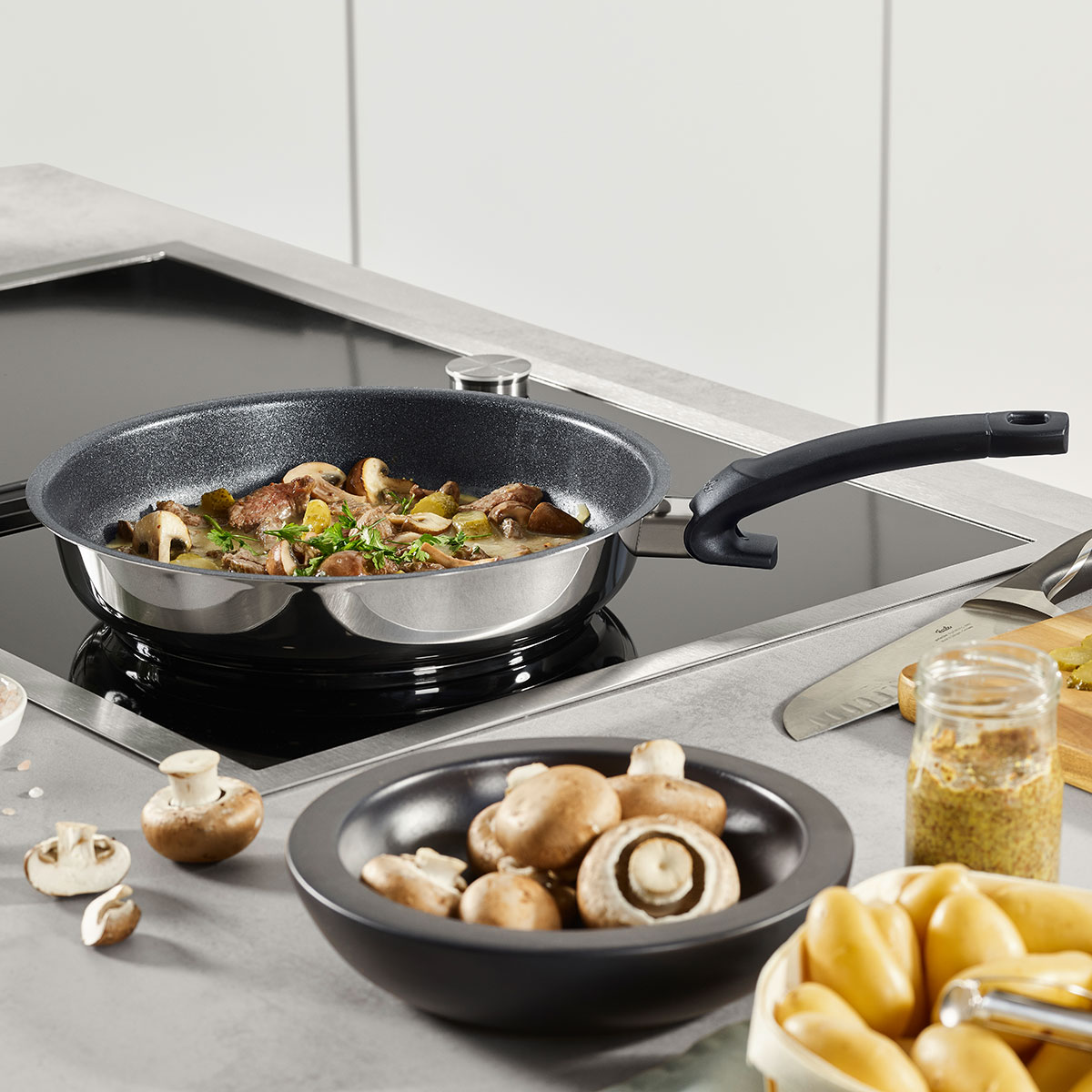 Funkcjonalna patelnia 20 cm – Fissler – Adamant Premium – dodatkowe ujęcie produktu