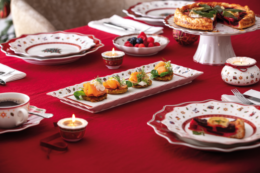 Stylowa patera na ciasto 28 cm – Villeroy&Boch – Toy's Delight – zbliżenie detalu