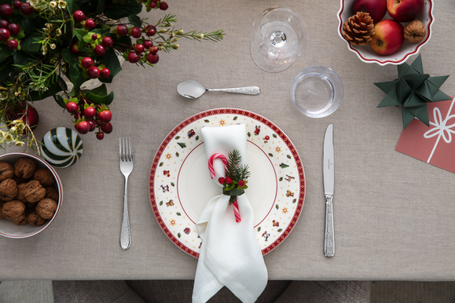 Elegancki talerz obiadowy biały 27 cm – Villeroy&Boch – Toy's Delight Specials – dodatkowe ujęcie produktu